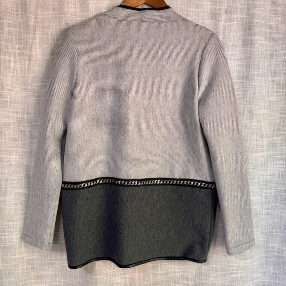Joseph Ribkoff Gray Pockets Two-Tone Sweater Blazer Chain Detail Jacket Size M - Picture 4 of 7